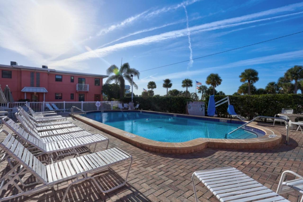 Gulf Winds Resort By Travel Resort Services St. Pete Beach Dış mekan fotoğraf